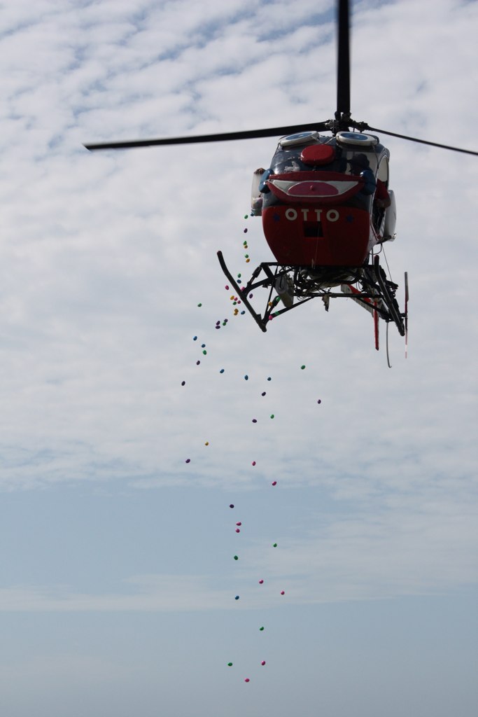 Helicopter to Drop 15,000 PrizeFilled Eggs on Easter